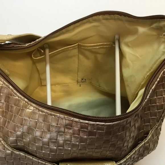 Exciting Neutral Color Bag - Picture 7 of 8